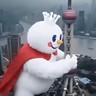 电子厂招聘普工/物料 8000 工资 包吃住