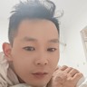 清远清城区开猪笼车，周围拉猪回屠宰场。时间流程：每天三点左右出发猪场排队过磅拉猪，回到屠宰场等待八点