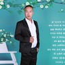 青岛平度市,大量招收专业秋季收庄稼工人,管住管吃,每天300元__500元,年令55以内,